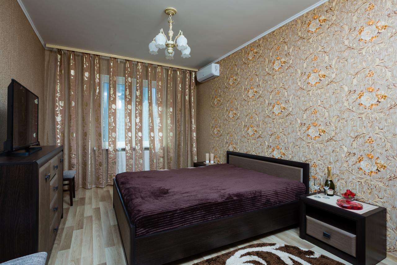 Nadobu Kiev Apart-Hotel Екстериор снимка